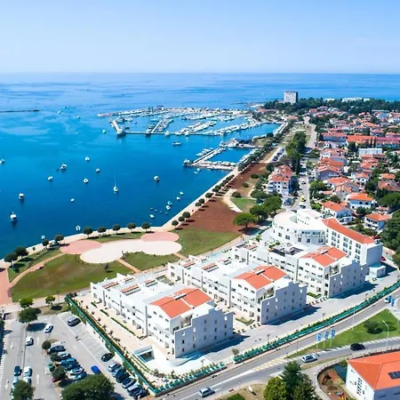 Sunset Garden Palace Apartments Apartament Umag
