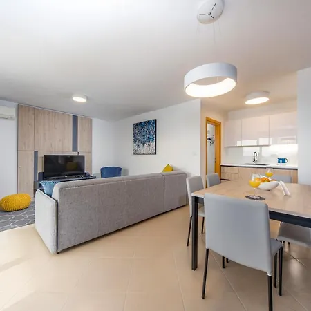 Sunset Garden Palace Apartments Apartament *