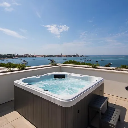 Sunset Garden Palace Apartments * Umag
